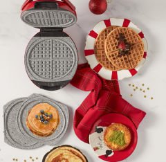Karaca Funday Krem Çıkarılabilir Plakalı 3’ü 1 Arada Waffle Krep ve Künefe Makinesi 1000W