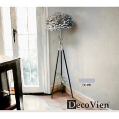 DecoVien Tüy Başlıklı Tripod Ayaklı Dekoratif Lambader – 164 cm