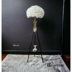 DecoVien Tüy Başlıklı Tripod Ayaklı Dekoratif Lambader – 164 cm