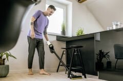 KARCHER VC 4 ŞARJLI TOZ TORBASIZ SÜPÜRGE