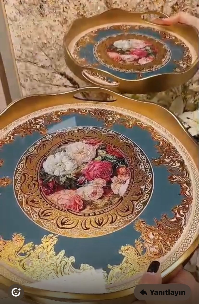 BELİZA İkili Çiçek Desenli Ahşap Tepsi Seti – Büyük 39 cm / Küçük 34 cm